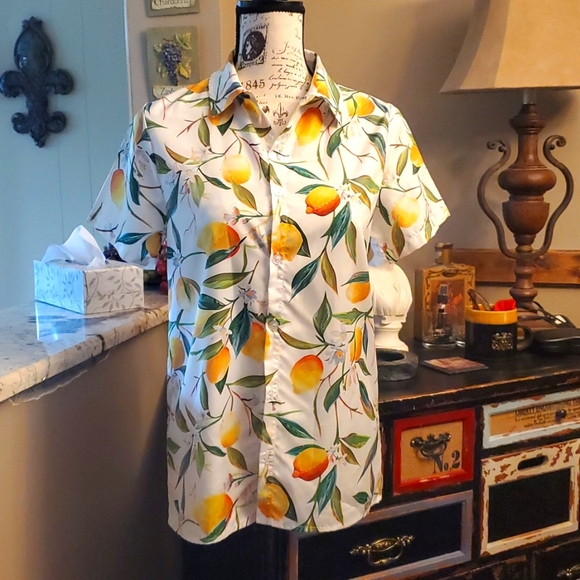 Italian lemon 🍋 silky top sz small - Picture 1 of 3